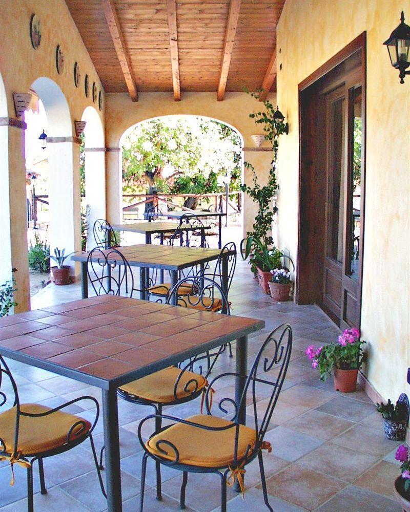 La Corte Rosada Villasimius