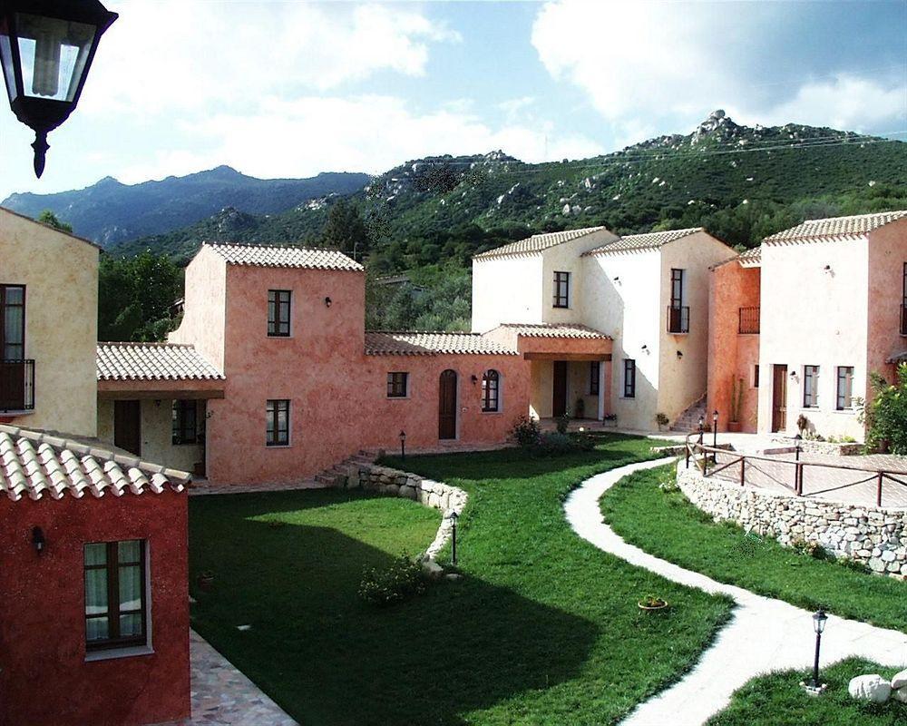 La Corte Rosada 3* Villasimius
