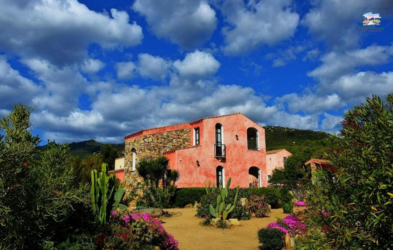 Hotel La Corte Rosada 3*